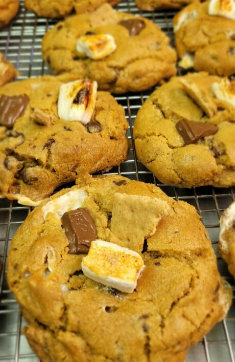 Stuffed S'more Cookie (Stuffed)
