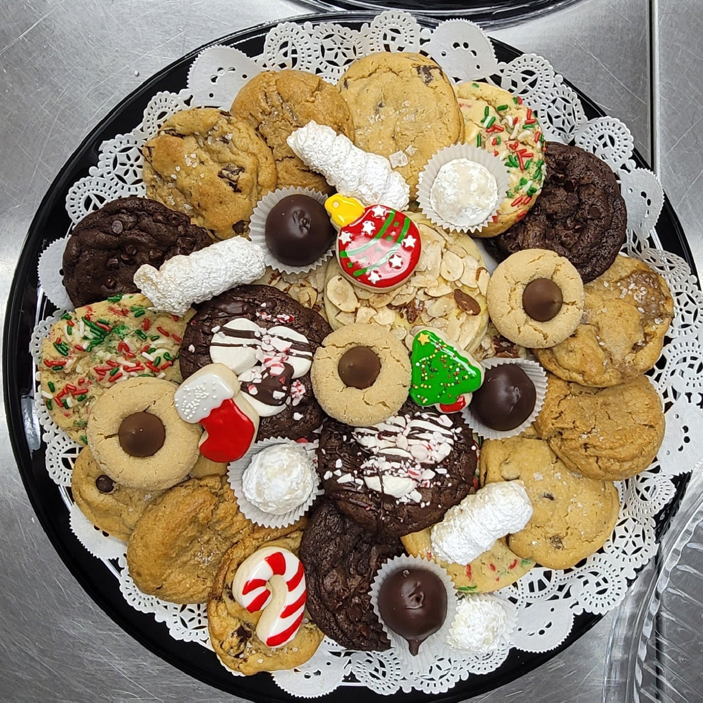 NEW Christmas Bakery & Specialty Cookie Tray (X-Large)